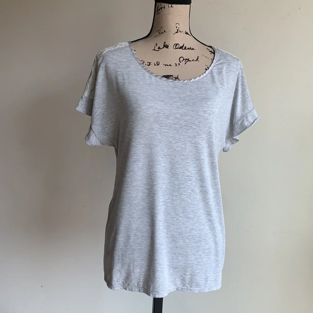 Kate Spade Lace Trim Oversized Grey Flutter Sleeve Top Size Medium